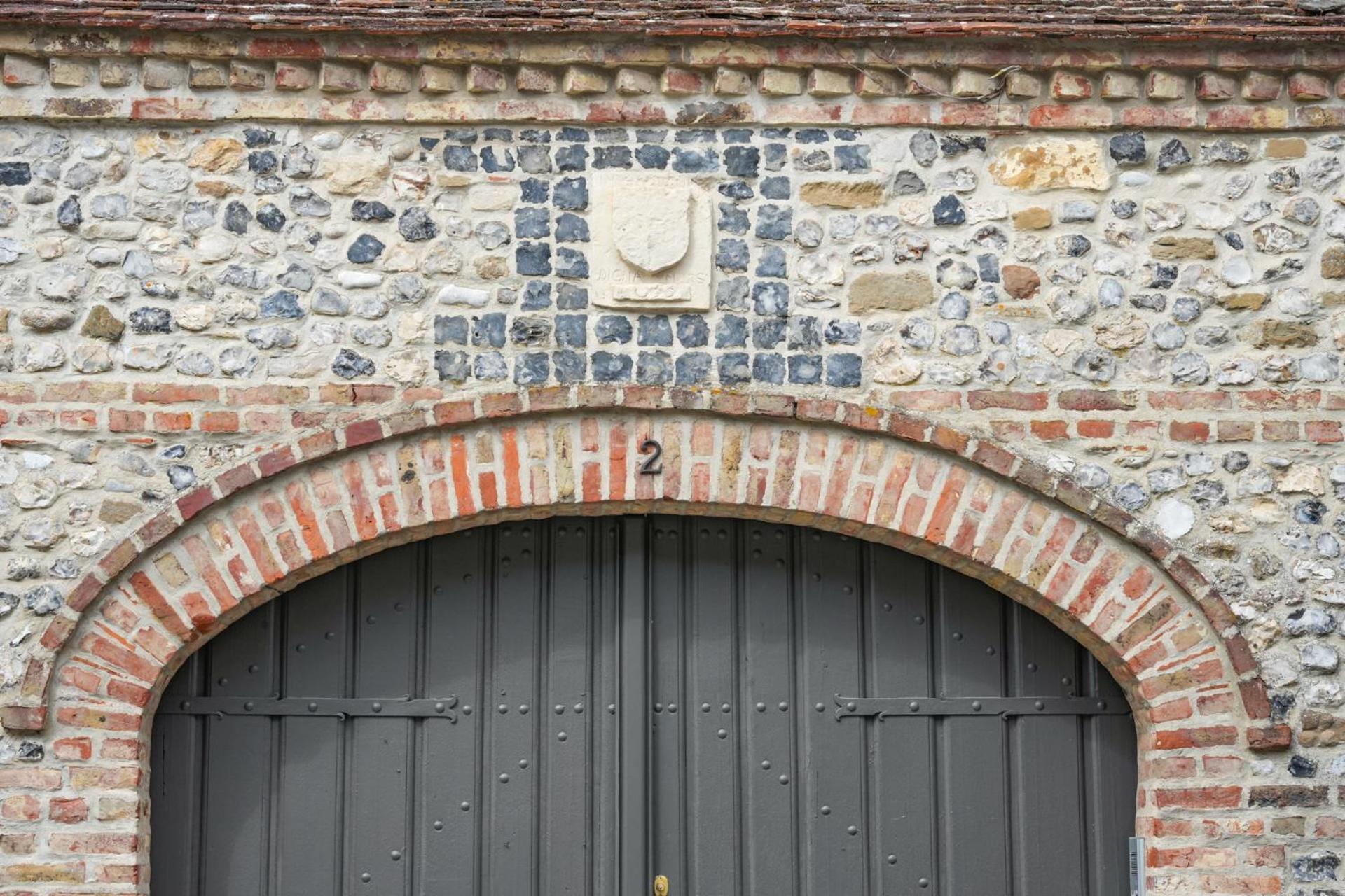 Le Clos De St Val 1